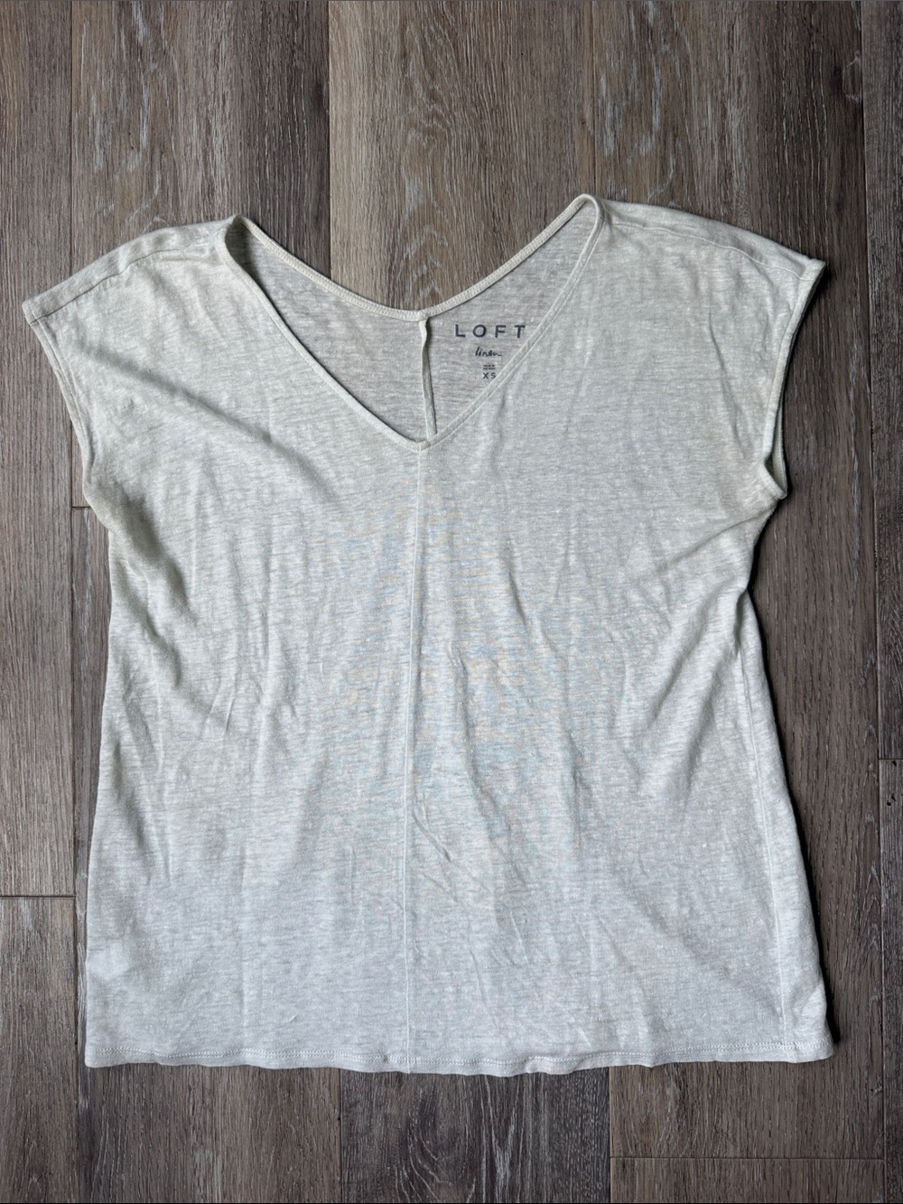 LOFT linen v neck